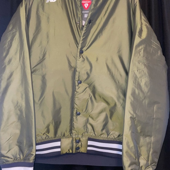 Olive green new balance bomber jacket - Picture 2 of 4